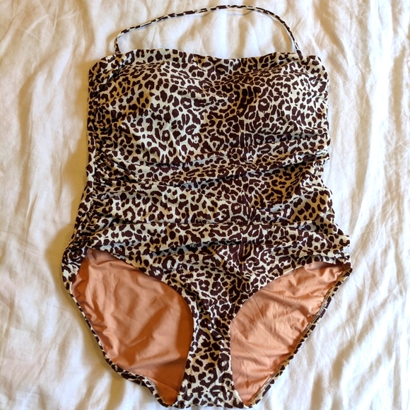 J. Crew Other - Beautiful print one piece with side ruching detail